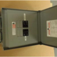 30 AMP LOAD CENTER - Image 2